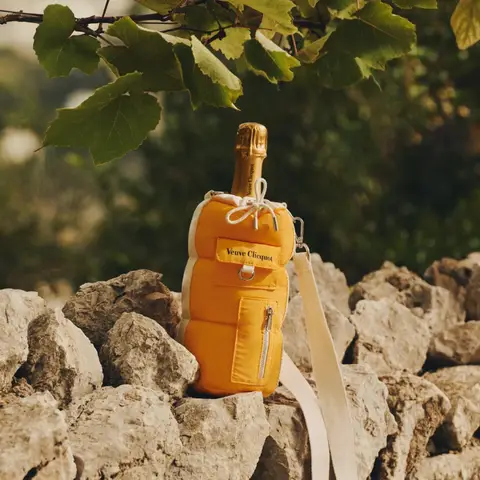 Champagne Veuve Clicquot Puffy 750ml